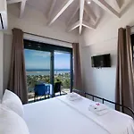 Voula Luxury