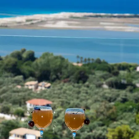 Voula Luxury * Frínion